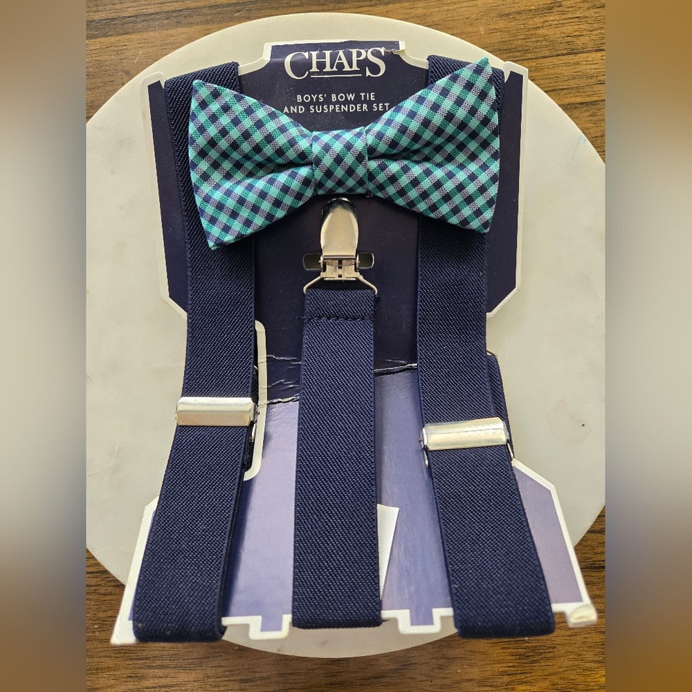 CHAPS Bow tie and suspender set